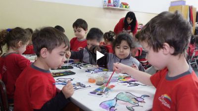 Instituto Loris Malaguzzi: Técnica grafoplástica en sala de 3 y 4 años